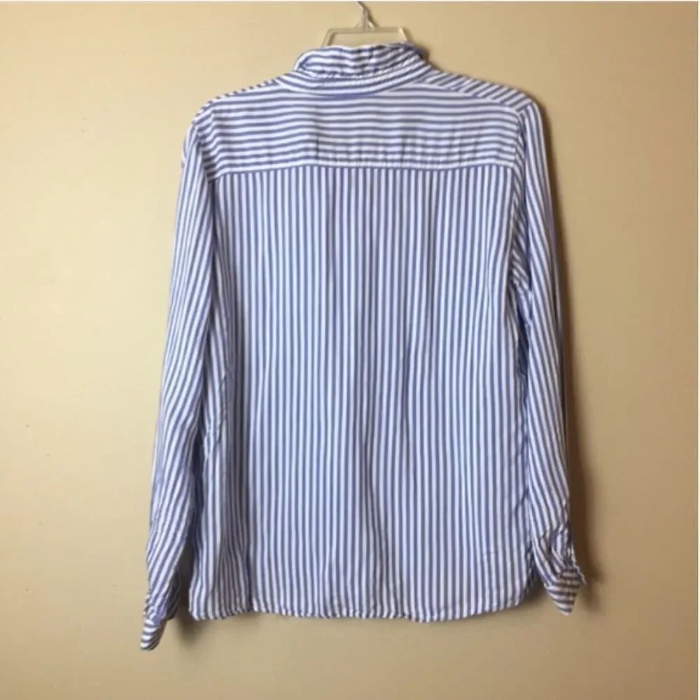✨ Zara Basic striped blouse✨ - Picture 3 of 4